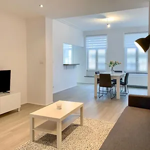 Prestige - Uptown Bruxelles